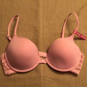 Victoria’s Secret Love Pink T Shirt Bra